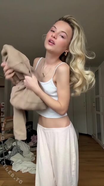 Lotta Emilie Stichler