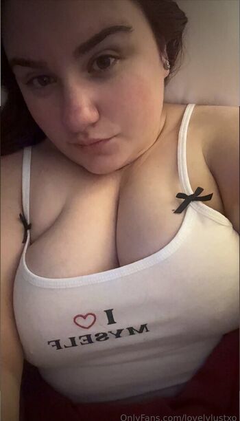 lovelylustxo