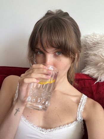 lovelysofie Leaked Nude OnlyFans (Photo 2)