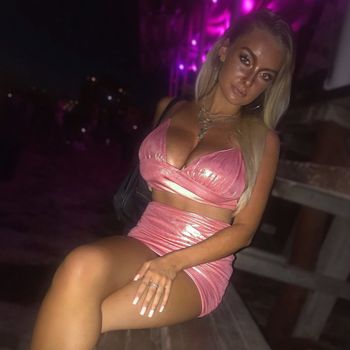 Lucy Cartlidge Leaked Nude OnlyFans (Photo 29)