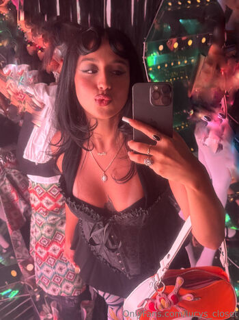 lucys_closet Leaked Nude OnlyFans (Photo 14)
