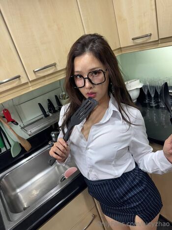 lucyzhao