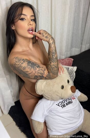Lunna SKY Leaked Nude OnlyFans (Photo 52)