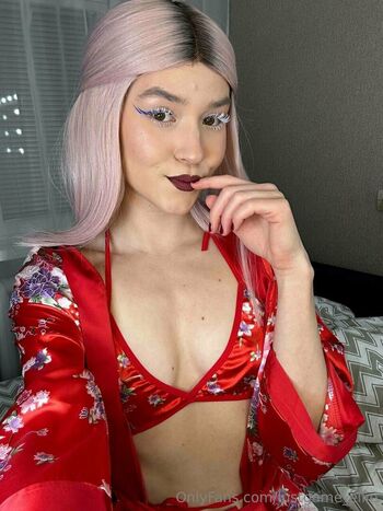 lustgame_ellie