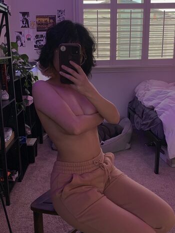 luvixiao Leaked Nude OnlyFans (Photo 34)