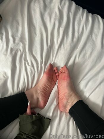 luvrbec Leaked Nude OnlyFans (Photo 1)
