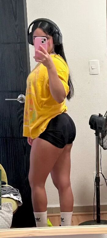 Luz utrera Leaked Nude OnlyFans (Photo 10)