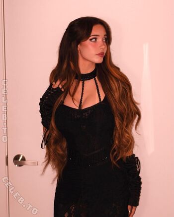 Lydia Violet Leaked Nude OnlyFans (Photo 7)