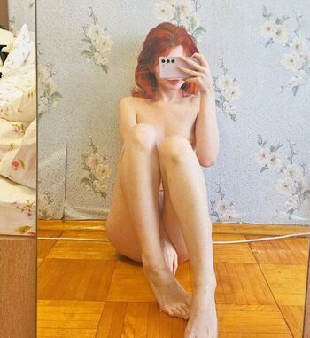 m0llb Leaked Nude OnlyFans (Photo 5)