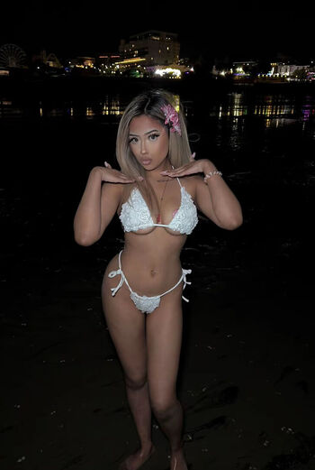 Maariya Sofia Leaked Nude OnlyFans (Photo 4)