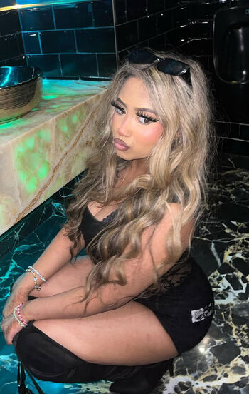 Maariya Sofia Leaked Nude OnlyFans (Photo 11)