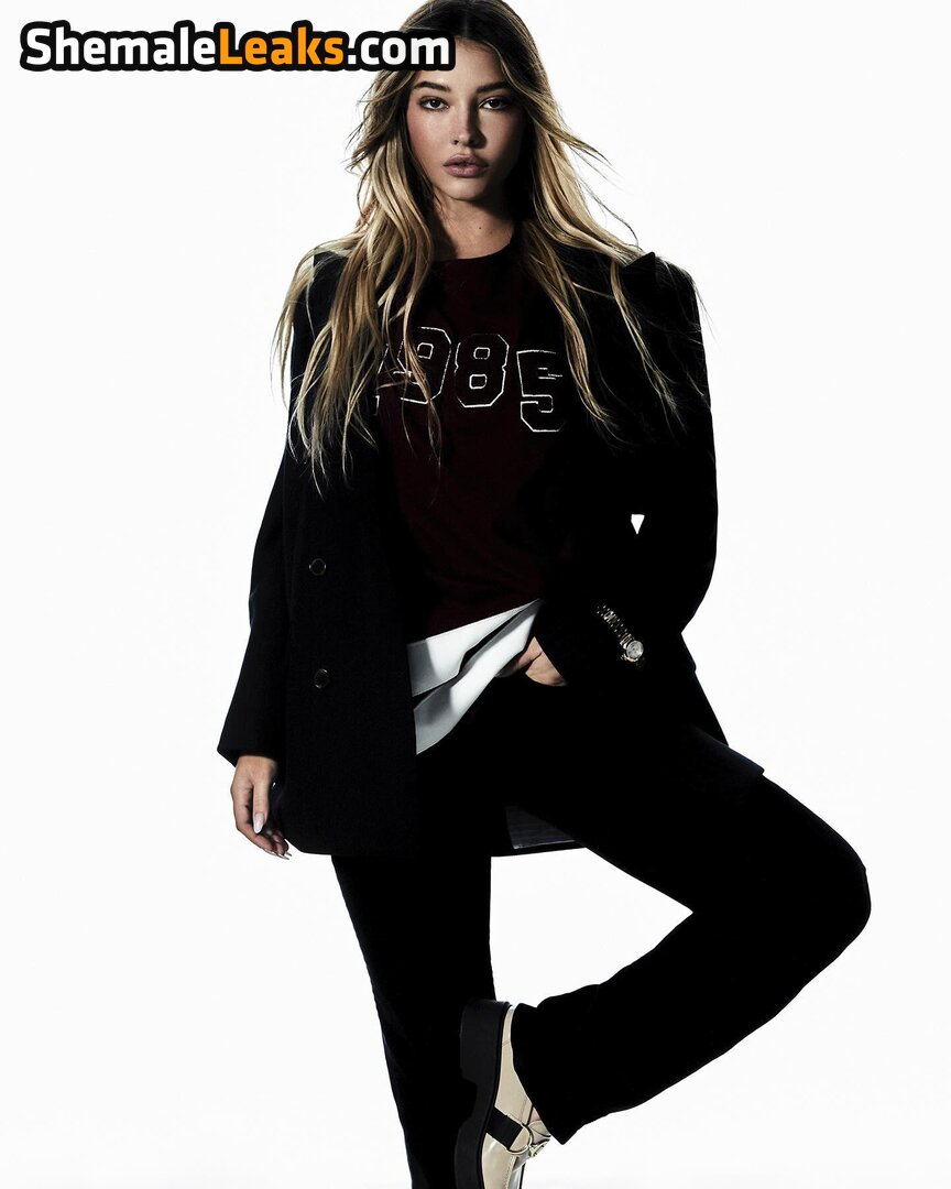 Madelyn Cline / madelyncline / sarahtoninx9_ Leaked Nude OnlyFans (Photo 134) - ShemaleLeaks!