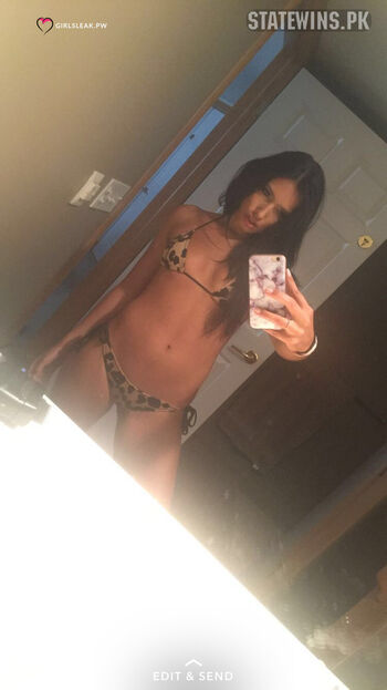 Madelyn Karoub Leaked Nude OnlyFans (Photo 20)