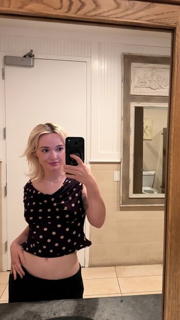 Madi Hart Leaked Nude OnlyFans (Photo 2)
