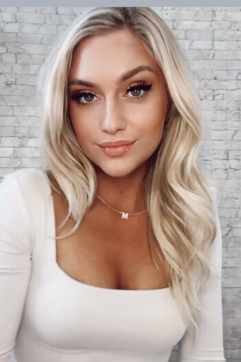 Maggie Sajak Leaked Nude OnlyFans (Photo 11)