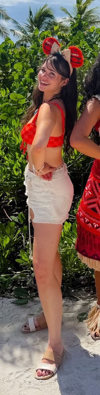 Magicwithmeg Leaked Nude OnlyFans (Photo 17)