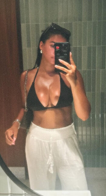 Mahazub Leaked Nude OnlyFans (Photo 12)