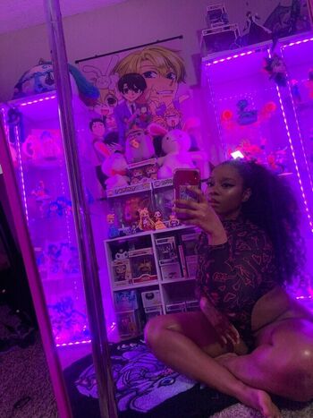Maibunnii Leaked Nude OnlyFans (Photo 3)