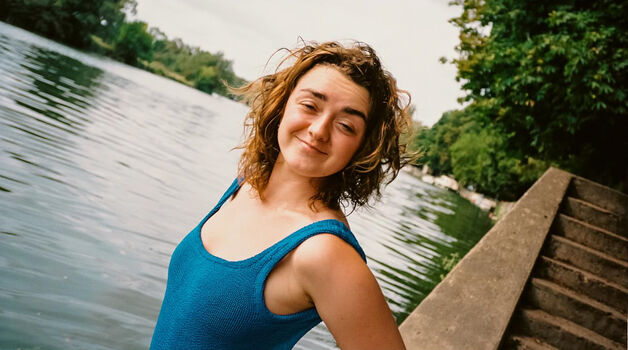 Maisie Williams Leaked Nude OnlyFans (Photo 776)