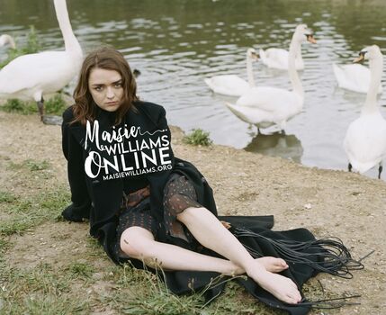 Maisie Williams Leaked Nude OnlyFans (Photo 820)