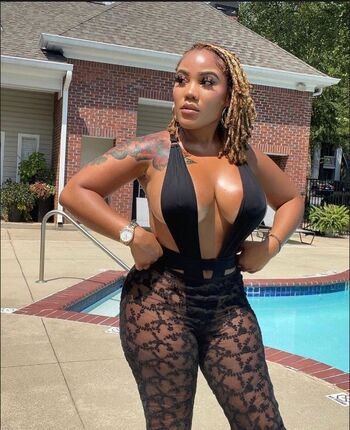 Makeedah Williams Leaked Nude OnlyFans (Photo 1)