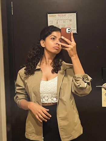 Malavika Leaked Nude OnlyFans (Photo 24)