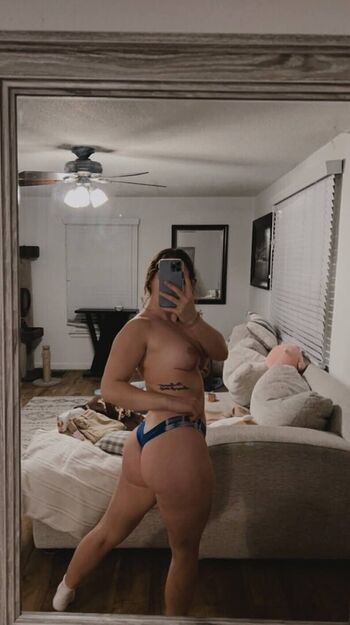 MalloryMariah Leaked Nude OnlyFans (Photo 14)
