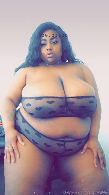 mamamioshye Leaked Nude OnlyFans (Photo 9)