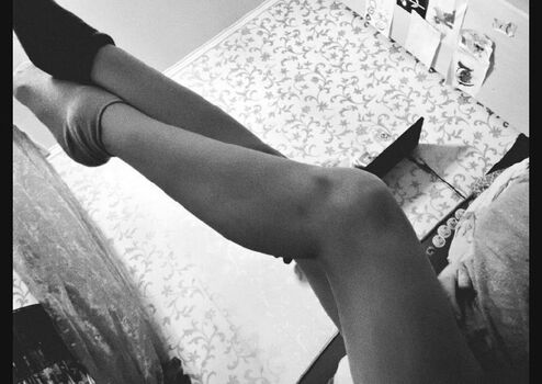 Mamaogra Leaked Nude OnlyFans (Photo 11)