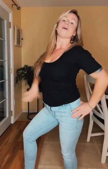 mandy2u Leaked Nude OnlyFans (Photo 2)