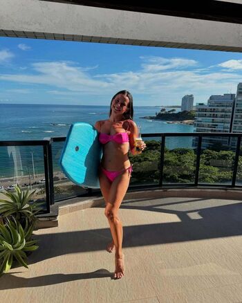 Manoela Caiado