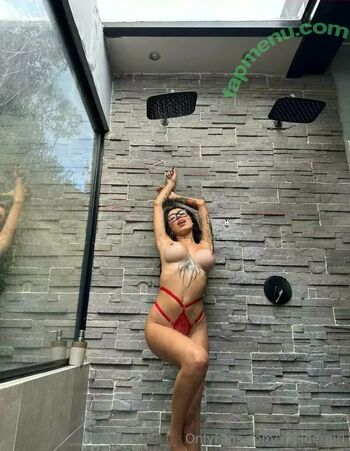 manuela-castano Leaked Nude OnlyFans (Photo 27)