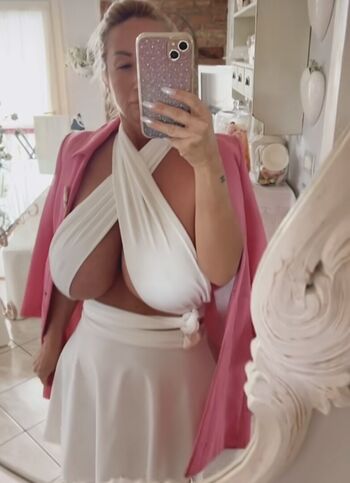 Mara Traversi