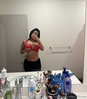 Mariafiore Leaked Nude OnlyFans (Photo 1)