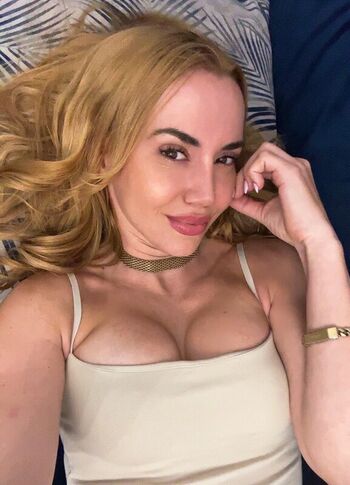 Marianna Schreiber Leaked Nude OnlyFans (Photo 7)