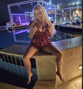 Mariearyan Leaked Nude OnlyFans (Photo 5)