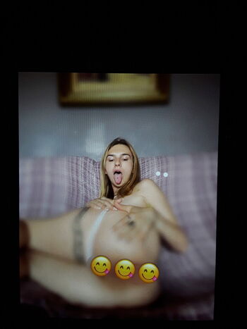 Mariiaguijarro Leaked Nude OnlyFans (Photo 2)