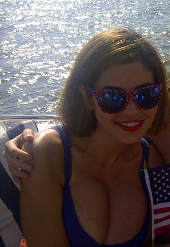 Marina Diamandis Leaked Nude OnlyFans (Photo 105)