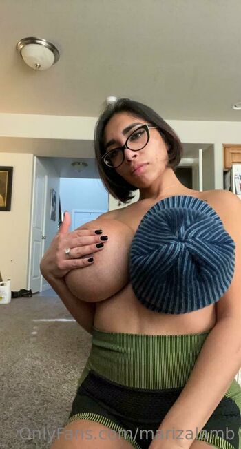 marizalamb Leaked Nude OnlyFans (Photo 19)