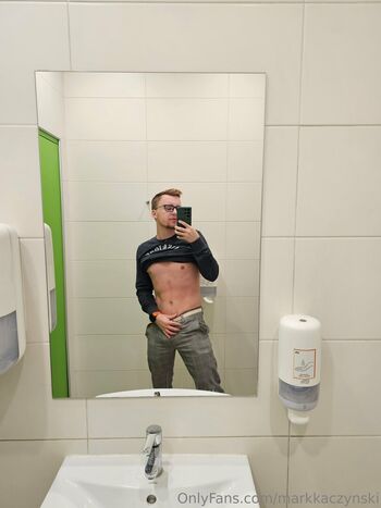 markkaczynski Leaked Nude OnlyFans (Photo 17)