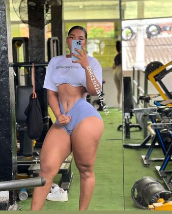 maryoficial_fit Leaked Nude OnlyFans (Photo 1)
