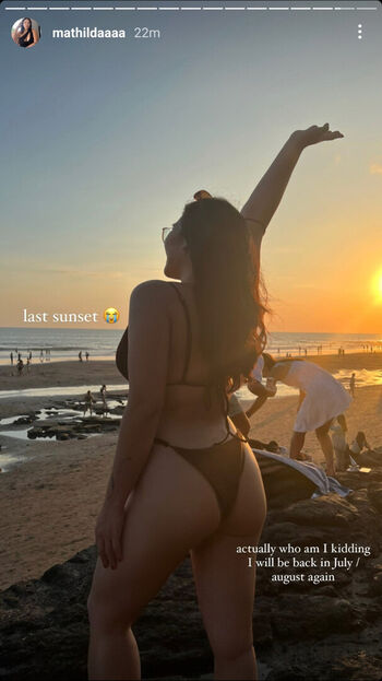 Mathilda Huang Leaked Nude OnlyFans (Photo 40)