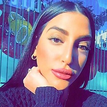 May Hikri Leaked Nude OnlyFans (Photo 3)