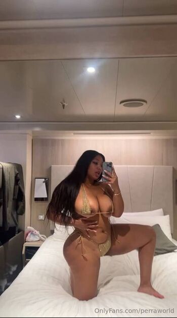 May Santana Leaked Nude OnlyFans (Photo 6)
