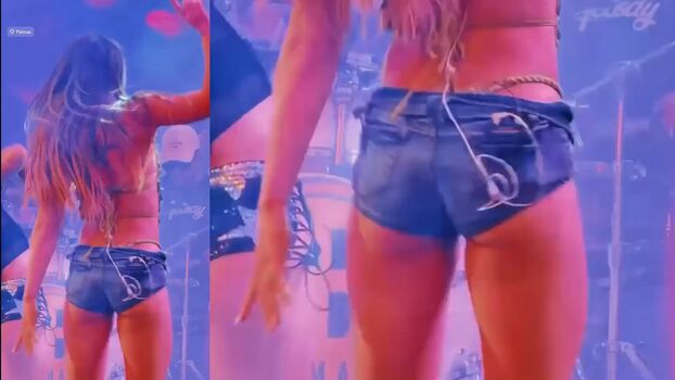 Mc Melody Leaked Nude OnlyFans (Photo 14)