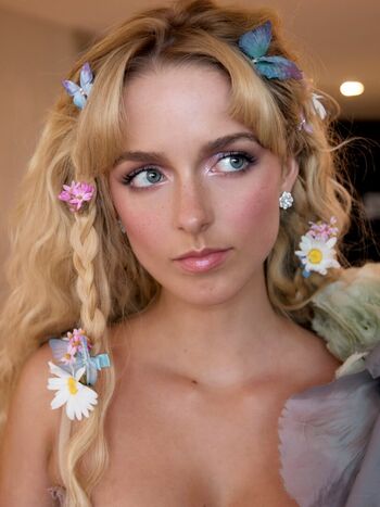 Mckenna Grace Leaked Nude OnlyFans (Photo 126)