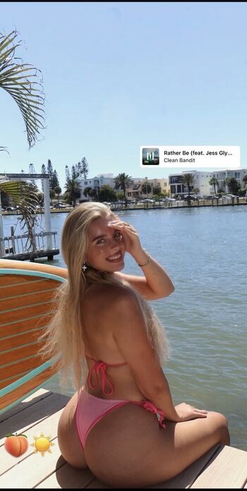 mckenzie.mann_ Leaked Nude OnlyFans (Photo 1)