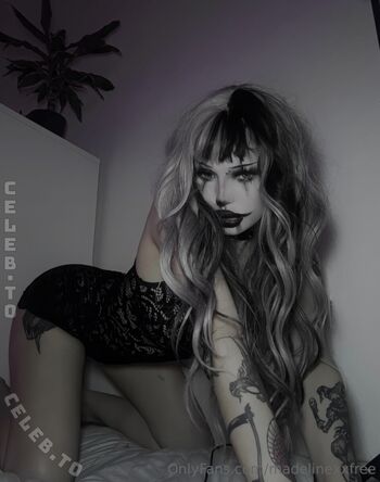 mebeaxx Leaked Nude OnlyFans (Photo 24)