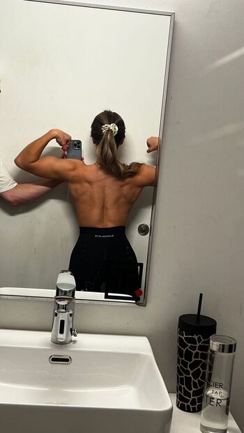 Meelah Robbins
