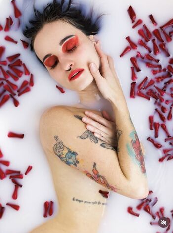 Meeldiablesse Leaked Nude OnlyFans (Photo 3)